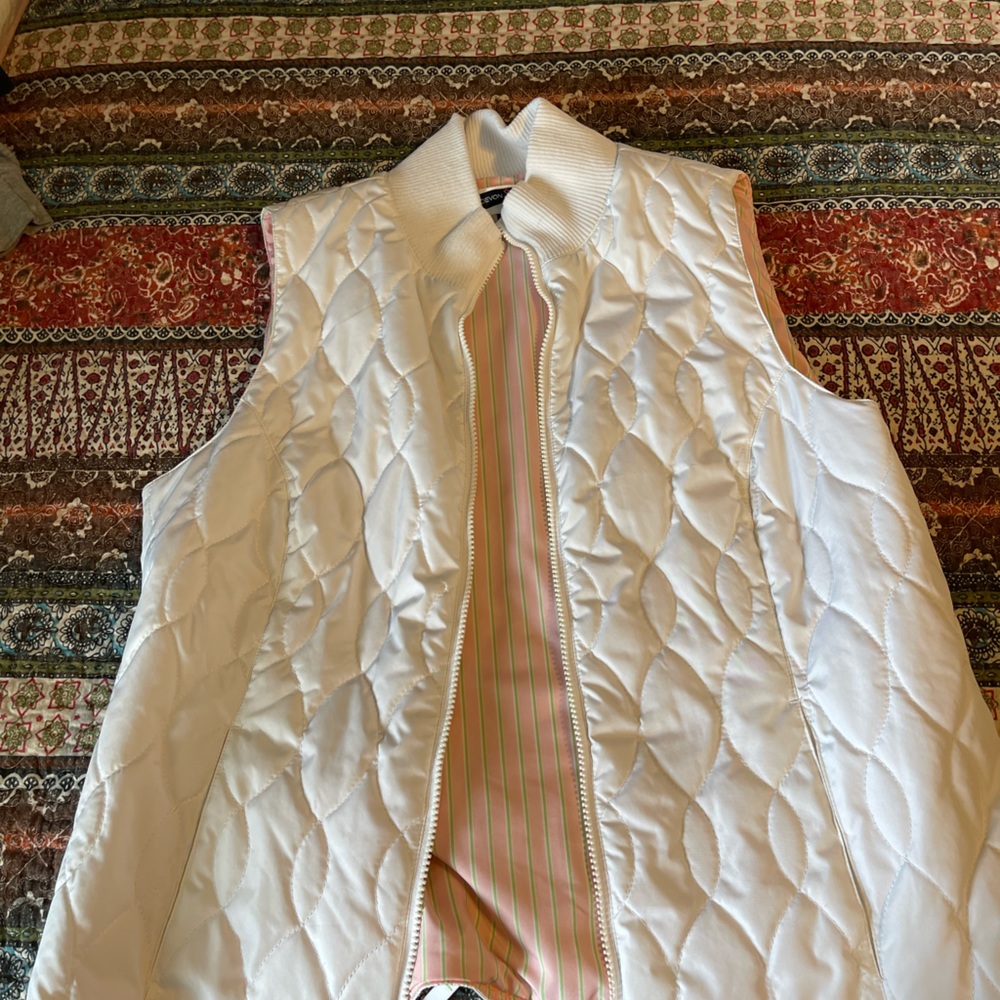 Womens Vest Devon Jones White Large